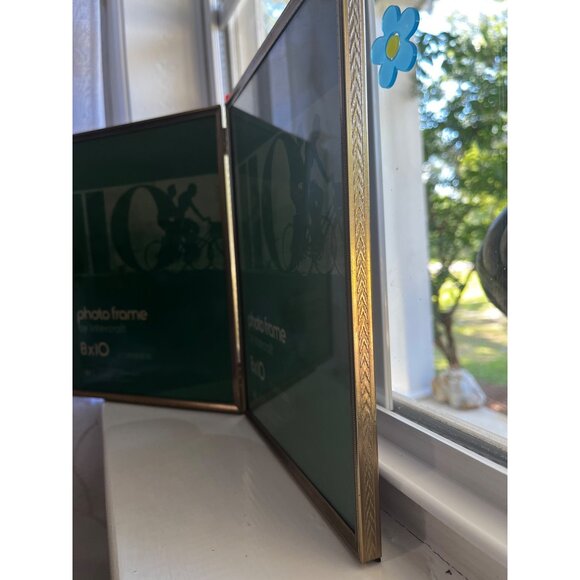 Vintage Hinged Double Picture Frame - Tabletop - Gold Tone Metal w/ Glass - Hold - Picture 3 of 6